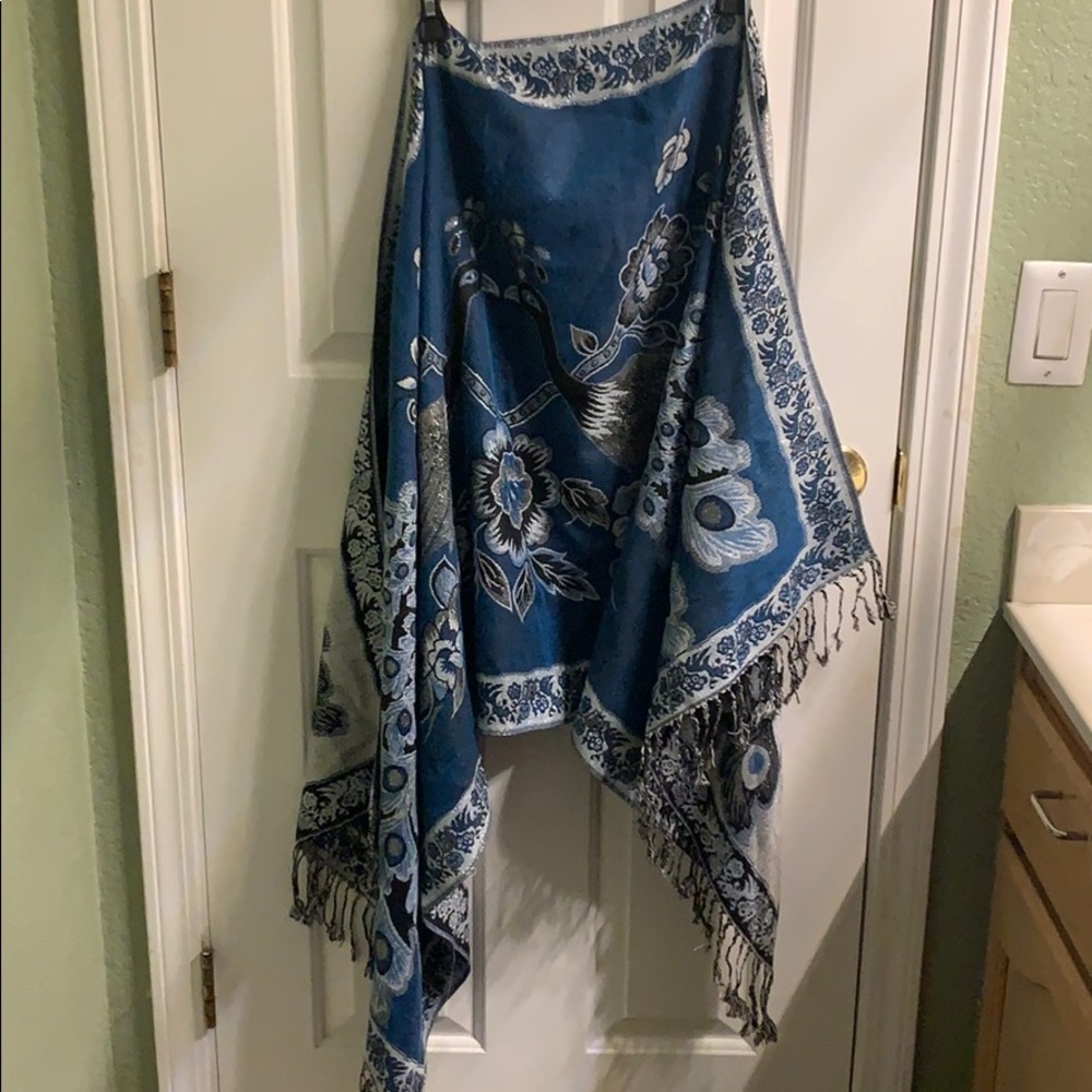 Artesanal shawl